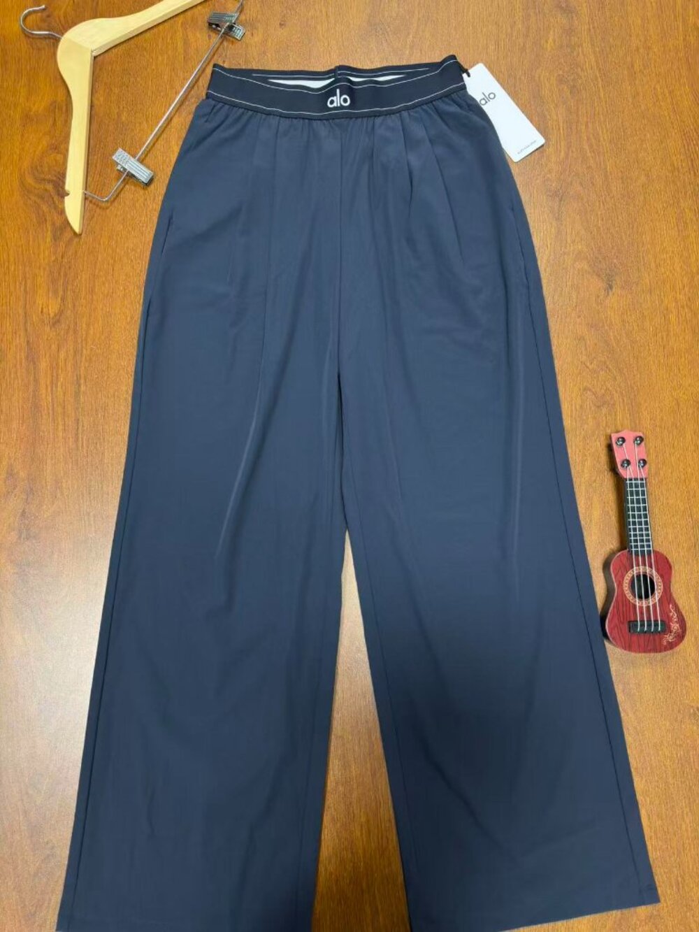 ALO Yoga🌌Suit Up Trouser Navy Blue Regular NWT💟Elevated Style Pants - Picture 2 of 8